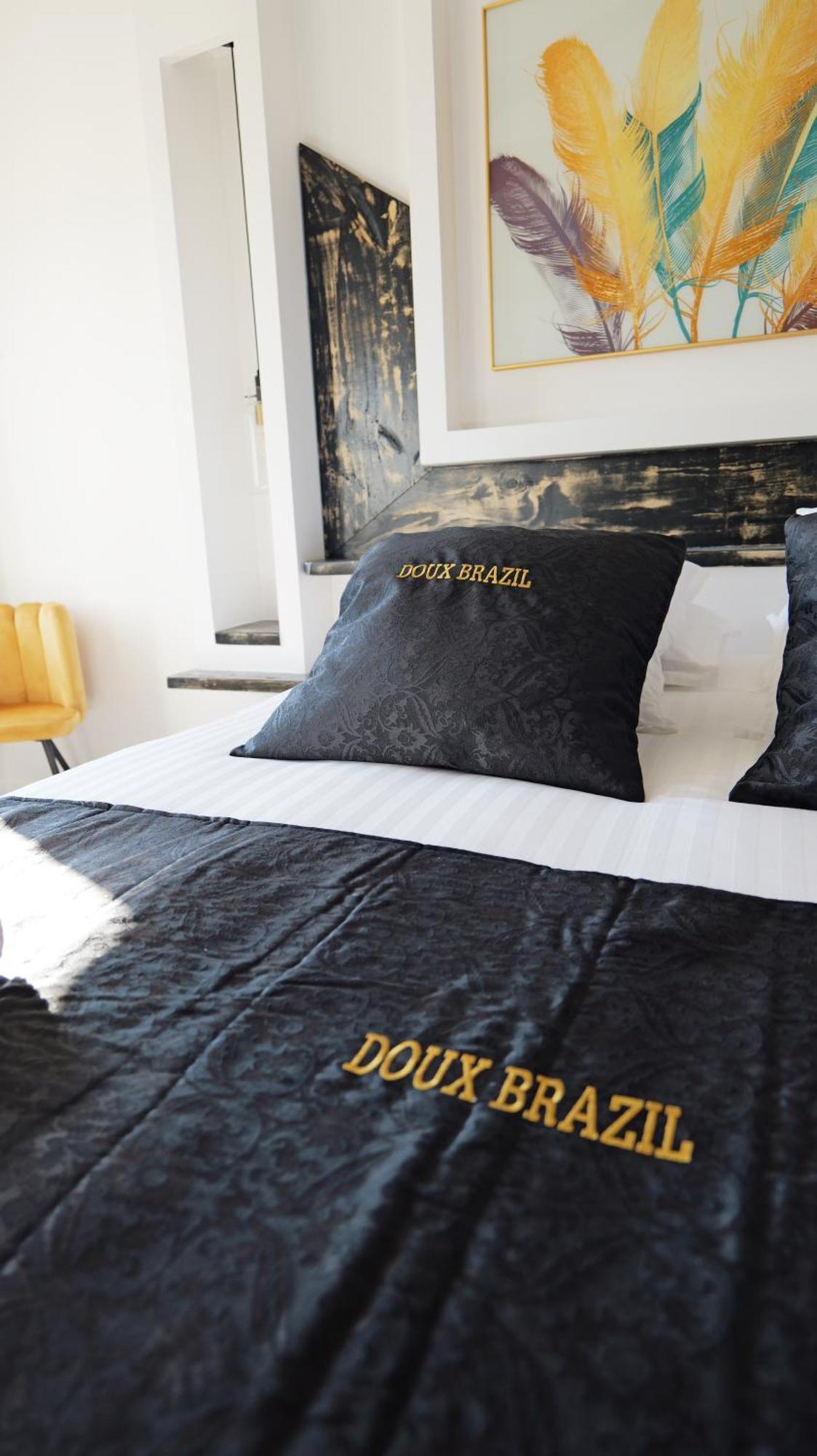 Chambres D'Hotes Doux Brazil Lisle-sur-Tarn Bagian luar foto